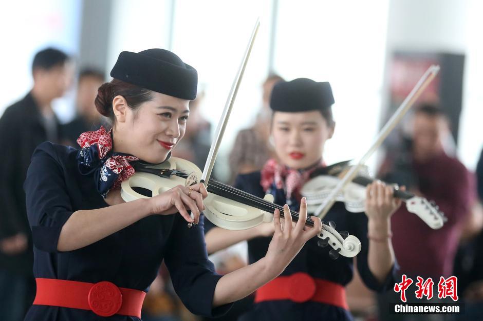 �Ͼ��C���ս㡰���W��ӭ����ů���\��