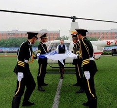 �Ĵ������A���_�W(xu��)��Y ֱ���C(j��)��У��