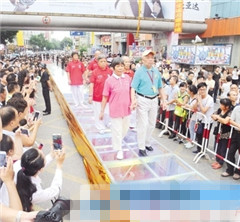 �ό��F(xi��n)�V�����L(zh��ng)��u��� �L(zh��ng)�s50��������H���w�(y��n)