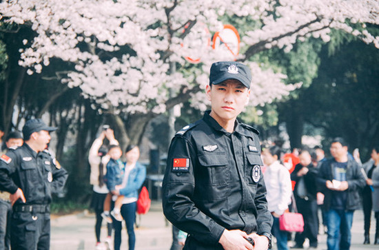 ���ѻ����߼t����