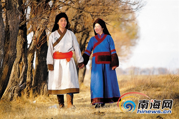 85后夫妻辭職環游全國 拍56套民族結婚照 85后夫妻辭職環游全國 拍56套民族結婚照