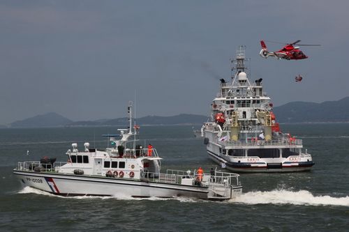 �ɰ��������Ѿ��ݾ��A�M��Ļ����33��Ş��ͧ