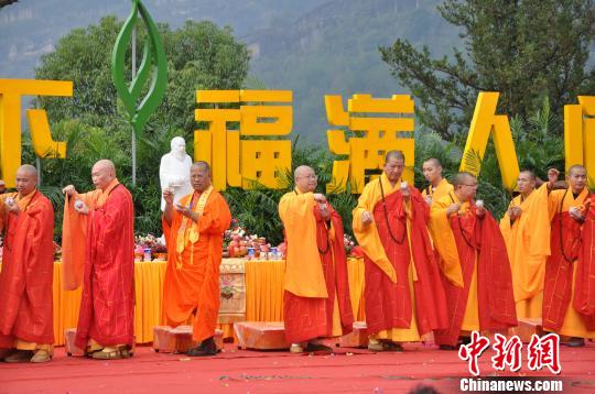 ���{�ɰ���������ɽ�ϼ�������