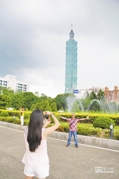 ����ο͈F(tu��n)���_(t��i)�����ŵ�����Ԫ�´���(ji��)��������