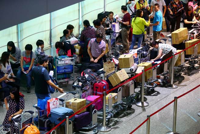 ���_(t��i)�ÿ͔�(sh��)�A(y��)������12��ͻ��ǧ�f�˴δ��P(gu��n)��(�D/���Еr(sh��)��ӈ�(b��o)��)