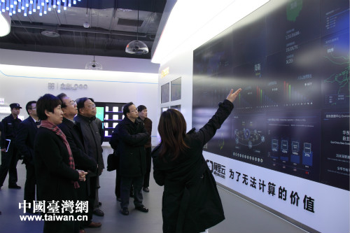 �ɰ���I�ҷ�����L�ͺ���С��I�������MС�M���Ɨ�С悇��H��չ���ą��^����