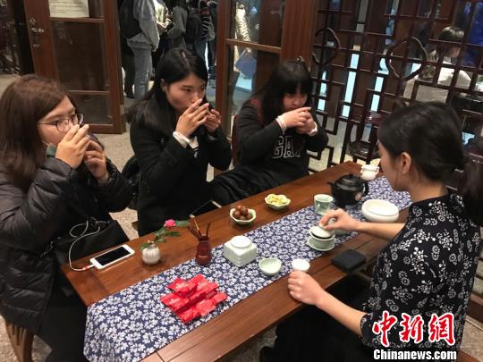 �_����У�W�����㽭���A�_������֮�ã������r����Ϥ