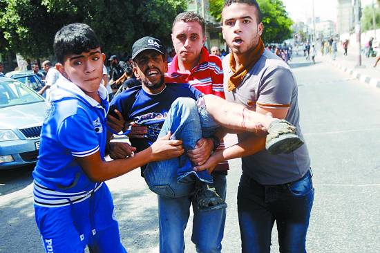 ��ɫ���c���R˹�đ�(zh��n)�����б�ȼ֮��