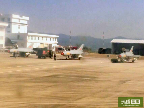 �Ĕz�������R��C������Ƭ�@ʾ���Ї���܊�Ě�-7�𶷙C�ѽ��ڴ˲����M�뾯���B��