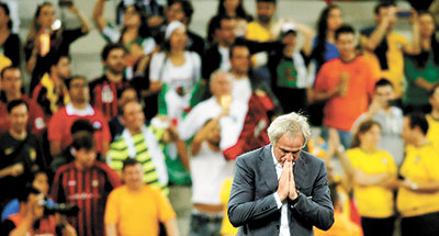 ����������