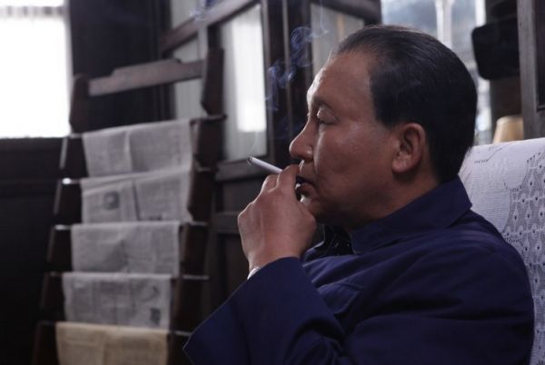 12λ�h�͇����I������׫�Ļؑ���Сƽ