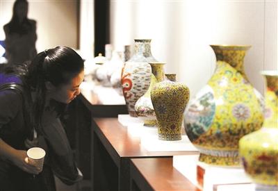 �Ї�Ԫ��?c��i)[������APEC��(hu��)�� ��̩�{(l��n)�аl(f��)���h(hu��n)�����|(zh��)