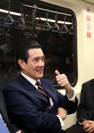 �RӢ�ţ�������ϣ��ƴ����׌�񱊶����и�