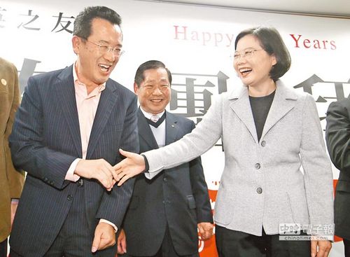 ��Ӣ�����f�硰�h��ϯ���ԡ��l�l����ǳ�֔��