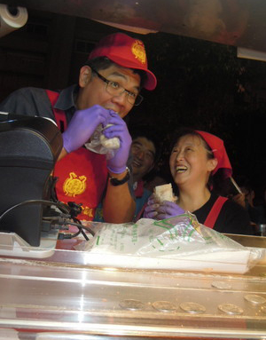 �B���ĬF���H�����������߀����ҧ��һ��