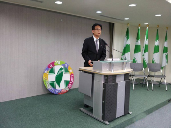 ���M(j��n)�h�l(f��)�����ֿ���8���D(zhu��n)���г���(hu��)�Q�h��Ԓ���f��һ�룬������h�վ�ͻȻ����