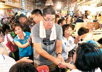 �B���İ�Ʊ�Y�ψD