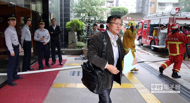 ��ί���ļ�����æ�ߵ����������DƬ��Դ���_���Еr��ӈ�