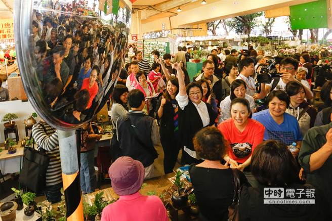 ����ɺ���ң�22�յ����ջ��а�Ʊ���������һ����ĩ�_���x�顣���DƬ��Դ���_���Еr��ӈ�