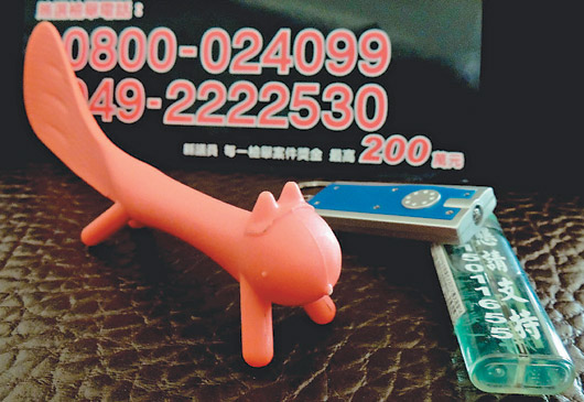 臺灣選舉文宣品:創意且禮輕不觸法成兵家必爭之地 臺灣選舉文宣品:創意且禮輕不觸法成兵家必爭之地