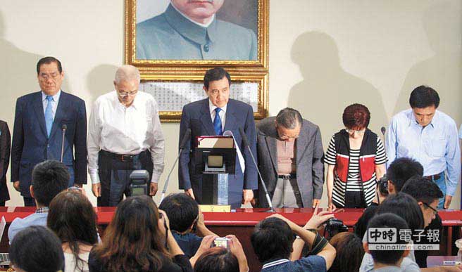 11��29������(gu��)���h���ź�һ���x�e������(gu��)���h��ϯ�RӢ�����h���ߌӳ���(l��i)���x��Ϲ���Ǹ