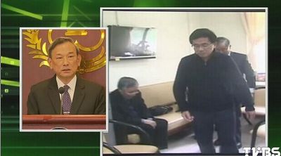 陳水扁獲準(zhǔn)保外就醫(yī) 獄方幫忙打包行李(圖) 陳水扁獲準(zhǔn)保外就醫(yī) 獄方幫忙打包行李(圖)