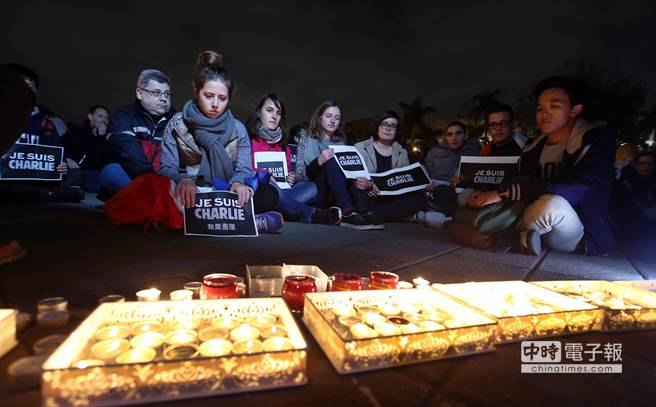 ���_���������顶�����ܿ������uĬ�������DƬ��Դ���_���Еr��ӈ�