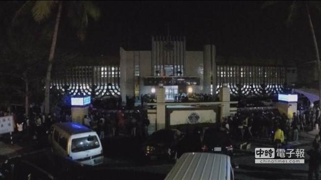 �RӢ��Մ���۽٪z����һ�܃���O(ji��n)�z�����ĸ﷽��