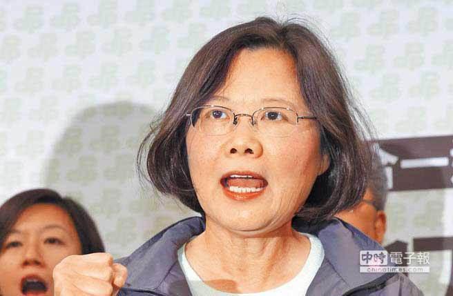 蔡英文批準徐佳青辭民進黨發(fā)言人:已逾越發(fā)言人角色 蔡英文批準徐佳青辭民進黨發(fā)言人:已逾越發(fā)言人角色