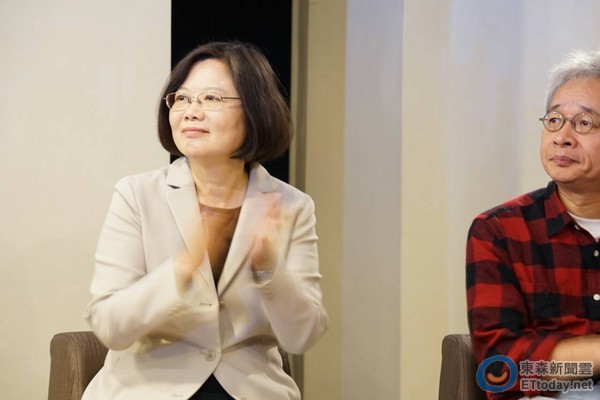 ��Ӣ�������n���������M"�M������" �����(�D)