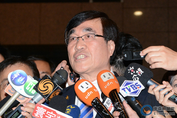 李四川表示,2016提名時程會依照往例,于4月上旬啟動 李四川表示,2016提名時程會依照往例,于4月上旬啟動