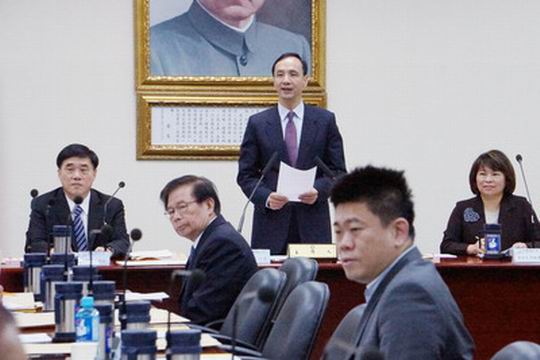 藍初選領表時間長 為朱保留參選2016時間? 藍初選領表時間長 為朱保留參選2016時間?