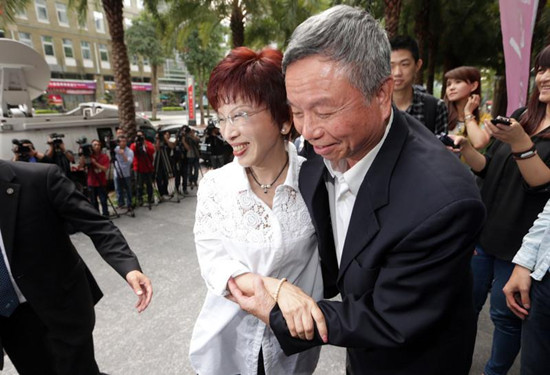 ���������{(l��n)�I(y��ng)����Ҫ�Ͽ���߅�ʺ硱�S��Ӣ������