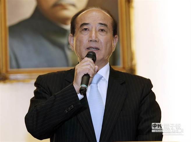 “立法院長(zhǎng)”王金平15日突然舉行記者會(huì)發(fā)表聲明。(中時(shí)電子報(bào)圖 姚志平) “立法院長(zhǎng)”王金平15日突然舉行記者會(huì)發(fā)表聲明。(中時(shí)電子報(bào)圖 姚志平)