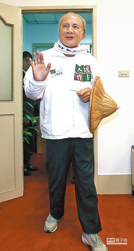 民進(jìn)黨前主席林義雄質(zhì)疑蔡英文回應(yīng)害黨之說