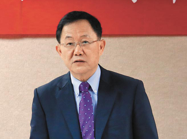 “藍(lán)委”丁守中表態(tài)挺洪秀柱:敢出戰(zhàn)就是“大咖 ” “藍(lán)委”丁守中表態(tài)挺洪秀柱:敢出戰(zhàn)就是“大咖 ”