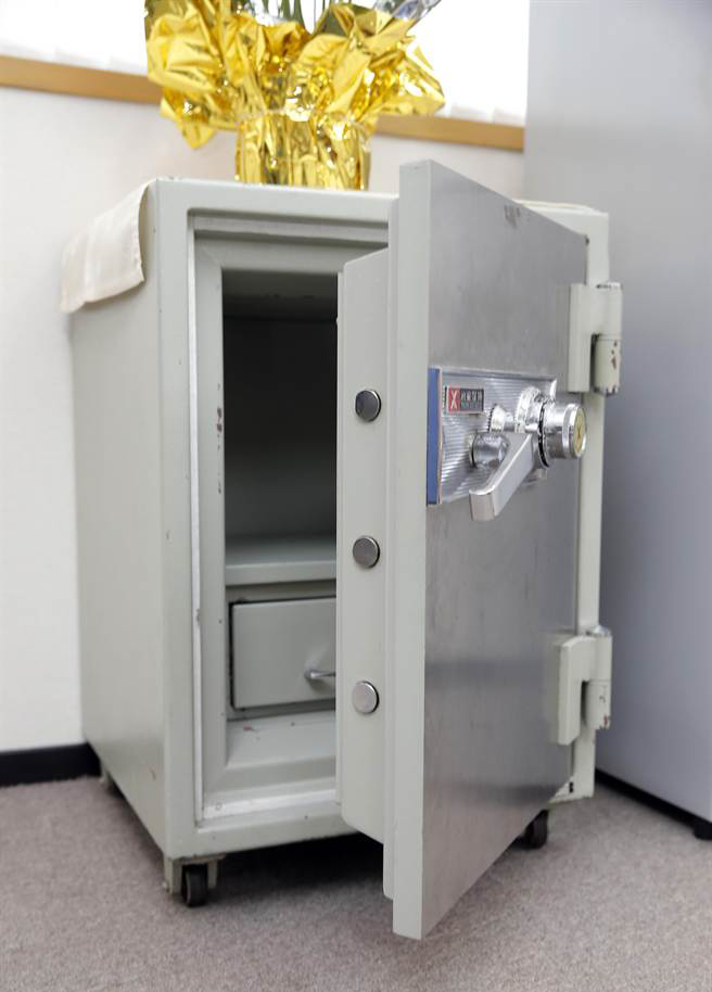 洪秀柱競選辦公室,放置保險箱引外界好奇 洪秀柱競選辦公室,放置保險箱引外界好奇