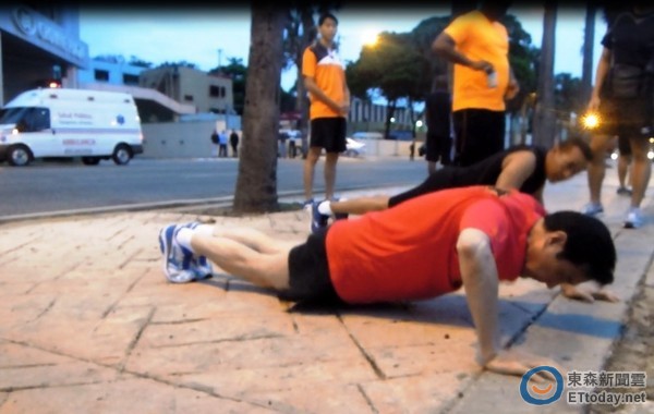 �RӢ�ų��L���ѰҲ�]�������\��