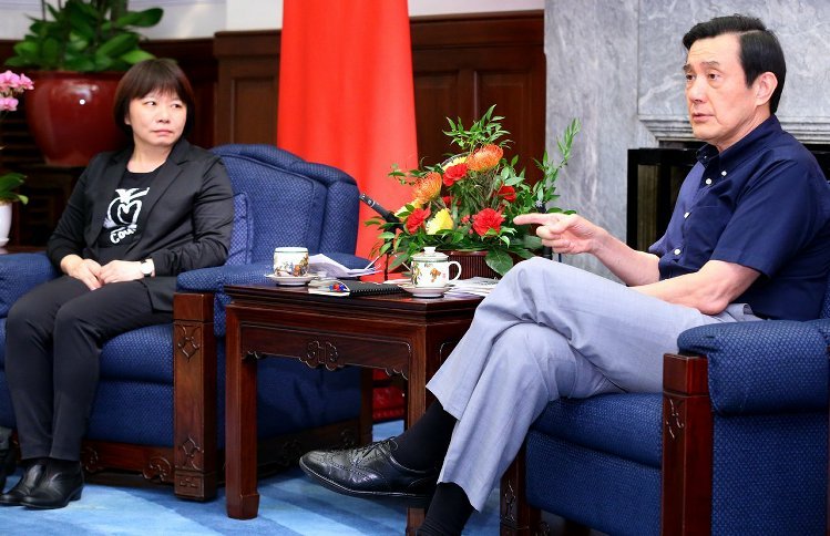 �RӢ�ţ��ң���ǰ�c���JȔ֮�衷��(d��o)�݅���ݼ�����M������Փ������(li��n)�ψ󡷈D��