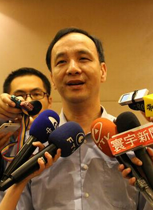 面對國民黨可能更換參選人傳聞,國民黨主席、新北市長朱立倫說是“空穴來風”。(中時電子報 池雅蓉攝) 面對國民黨可能更換參選人傳聞,國民黨主席、新北市長朱立倫說是“空穴來風”。(中時電子報 池雅蓉攝)