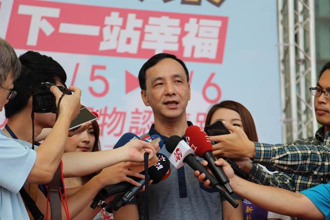 疏通黨內不要參加連戰金婚宴?朱立倫:想太多 疏通黨內不要參加連戰金婚宴?朱立倫:想太多