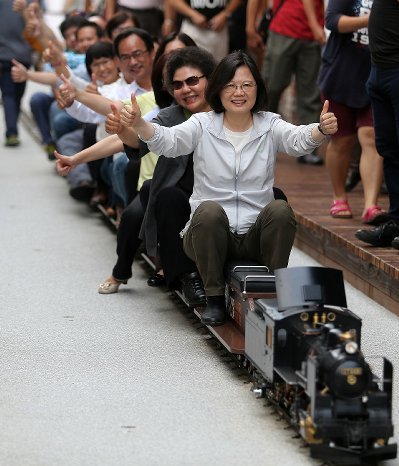 ���M(j��n)�h��(n��i)�ڶ��ѽ���?ꐾ�:�����h��ϯ���w��