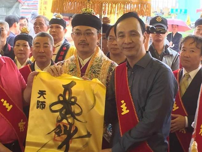 �c��(li��n)ϵ���ܣ� �������ؑ�(y��ng)�����ڳ����У��D��