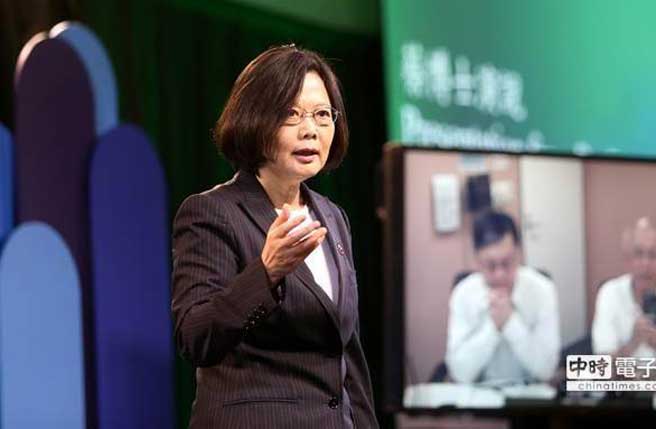 ���M�h���x��һ���撁�����Լ����^�ġ��ɰ��S�֬F���f����һ�����֘O���رܡ��Ŷ����R��