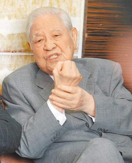 李登輝左側大腦外緣血管阻塞引發中風 留院觀察 李登輝左側大腦外緣血管阻塞引發中風 留院觀察