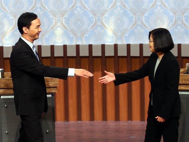 臺(tái)灣“大選”辯論后民調(diào):朱立倫贏蔡英文2% 臺(tái)灣“大選”辯論后民調(diào):朱立倫贏蔡英文2%