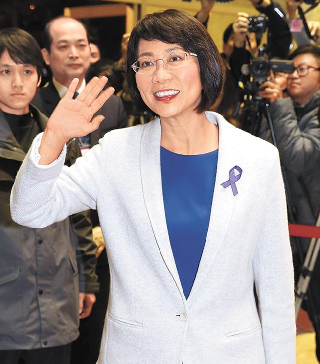 ������������Ӣ�ģ�׌�ɰ��˻؛]���R�ĺڰ��r��