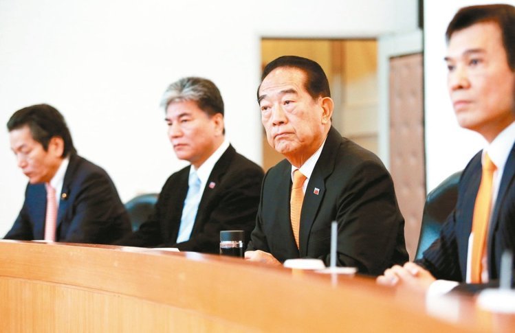 宋楚瑜表示,兩岸已有很大進展, 宋楚瑜表示,兩岸已有很大進展,