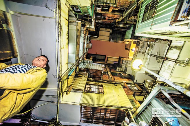 �_������