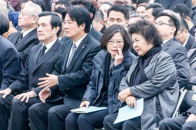 �RӢ�Ų�Ӣ�ĳ�ϯ�_(t��i)�ϵ���׷˼��(hu��) "���x"����ͬ�_(t��i)